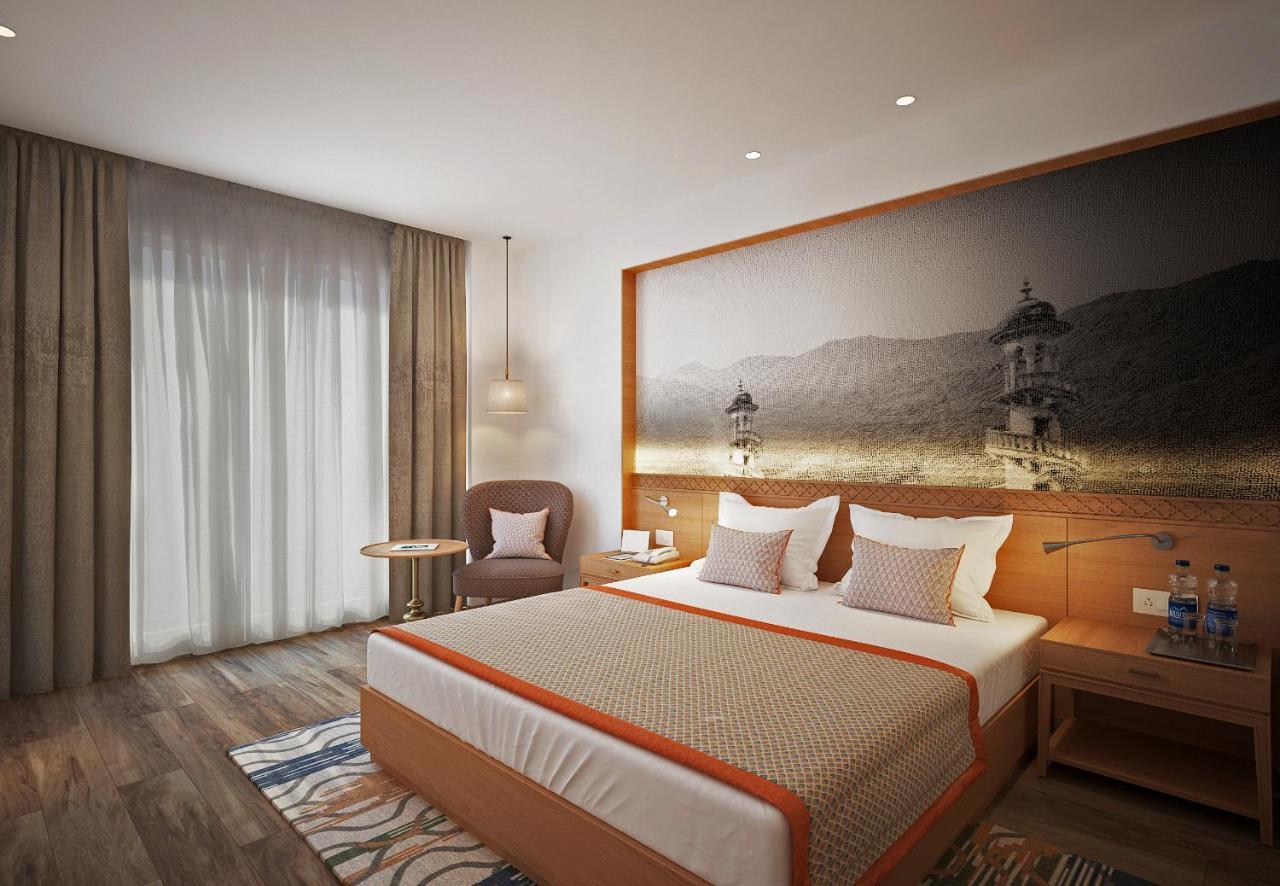 Bellevue Sarovar Premiere Junagadh Extérieur photo