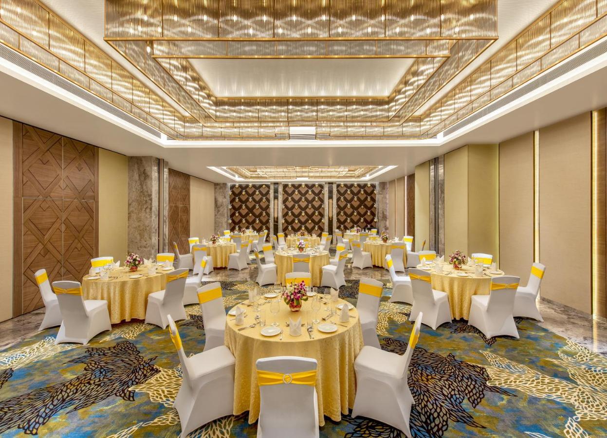 Bellevue Sarovar Premiere Junagadh Extérieur photo
