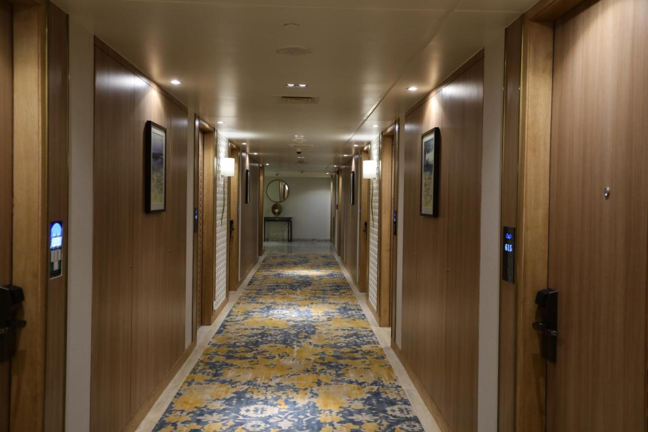 Bellevue Sarovar Premiere Junagadh Extérieur photo